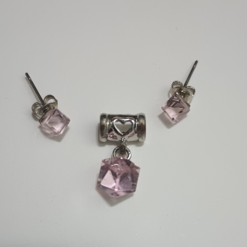 3/$15 Crystal Earring Pendant Set Pink Cube 4mm 6mm Heart Cutout K11-5721JW